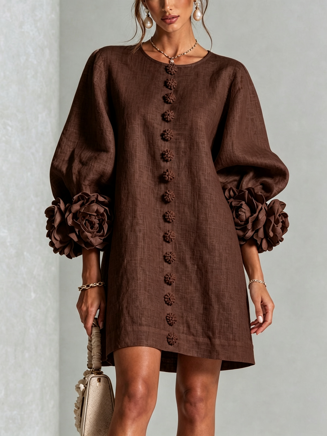 Imarie – Minikleid mit Blumenmuster und Manschettenärmeln