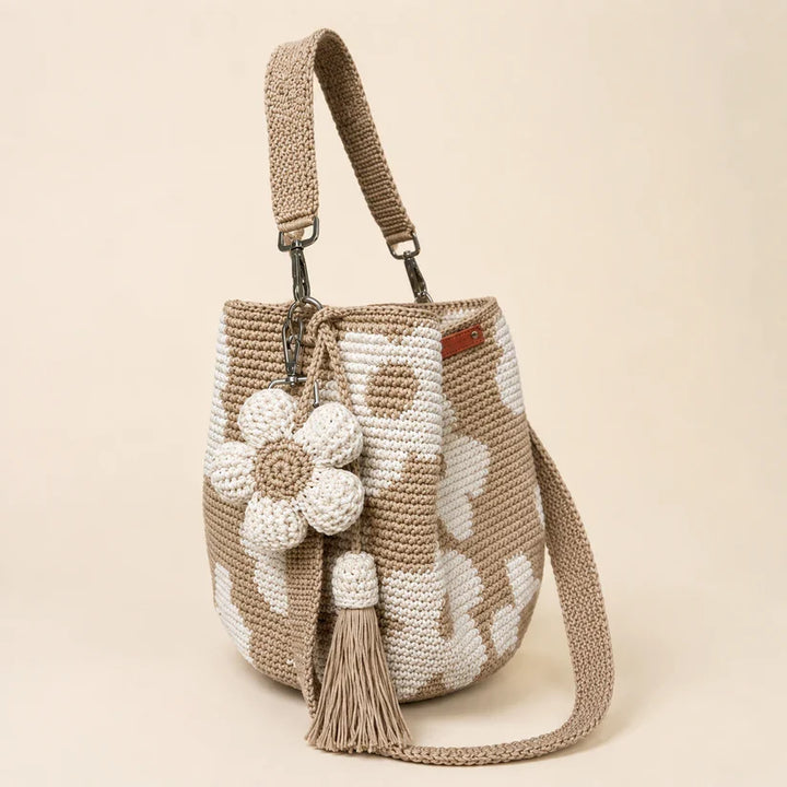Livia - Handgefertigte Häkel-Tragetasche mit Blumenmuster