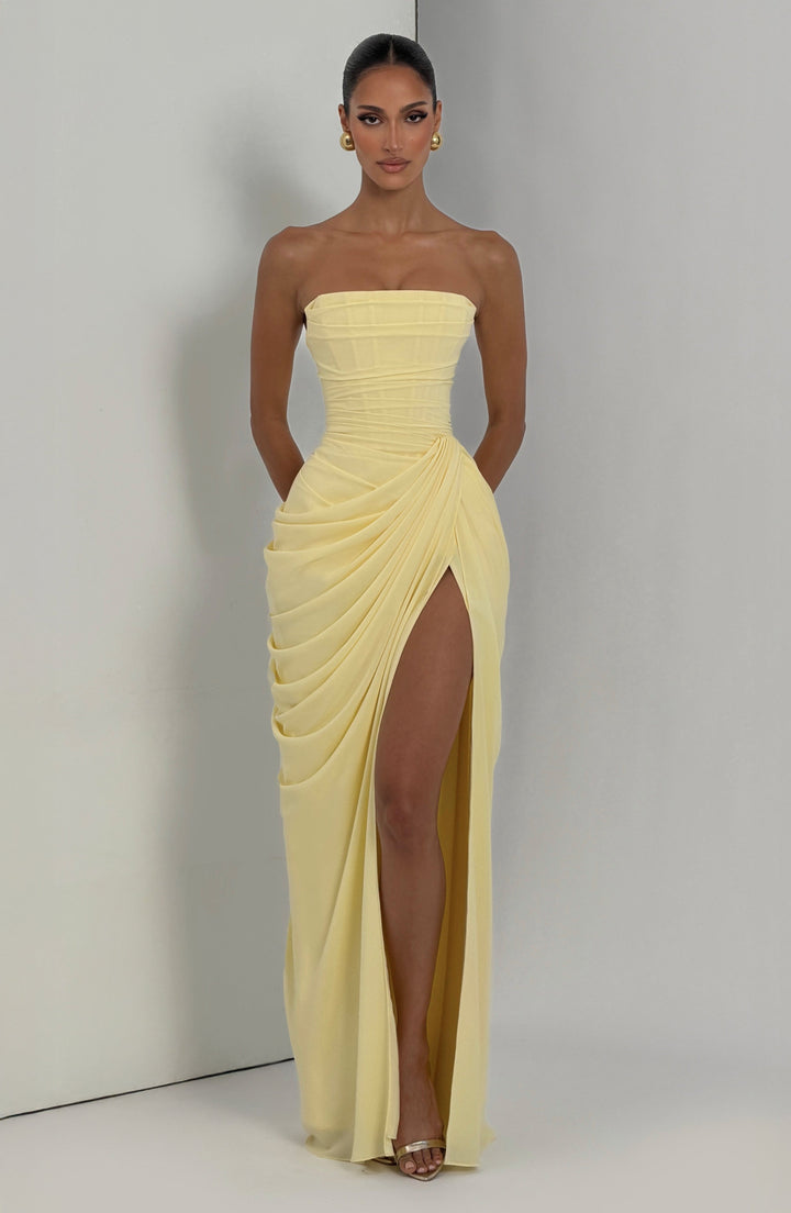 Lolita – Trägerloses Maxikleid mit Korsett