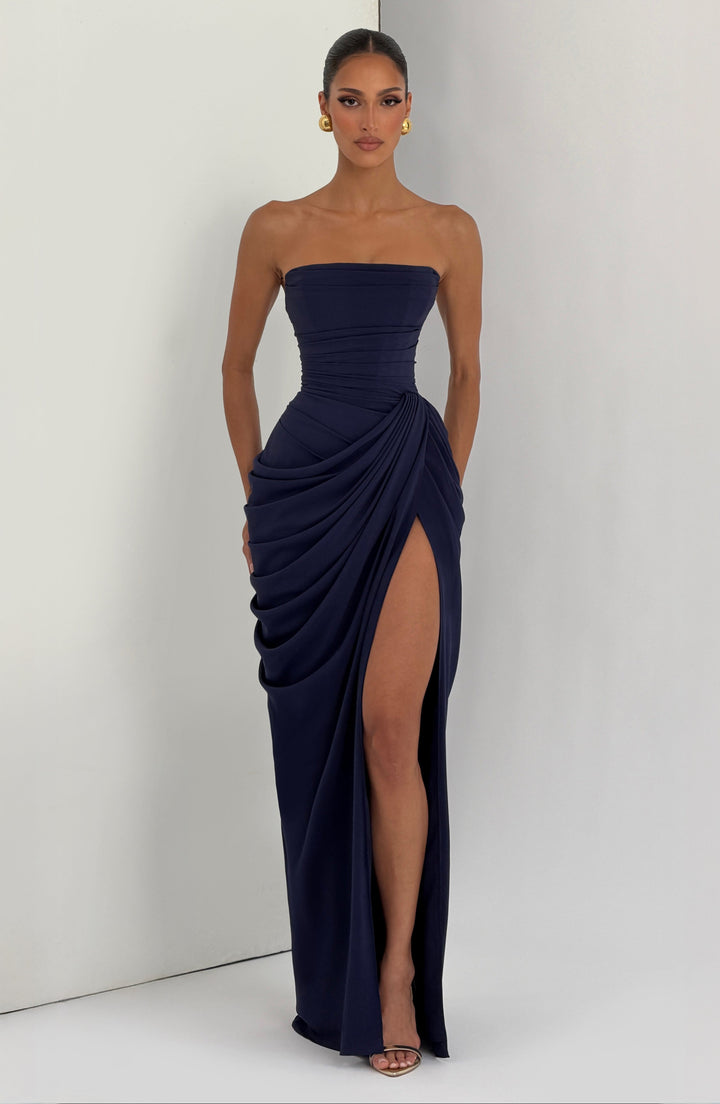 Lolita – Trägerloses Maxikleid mit Korsett