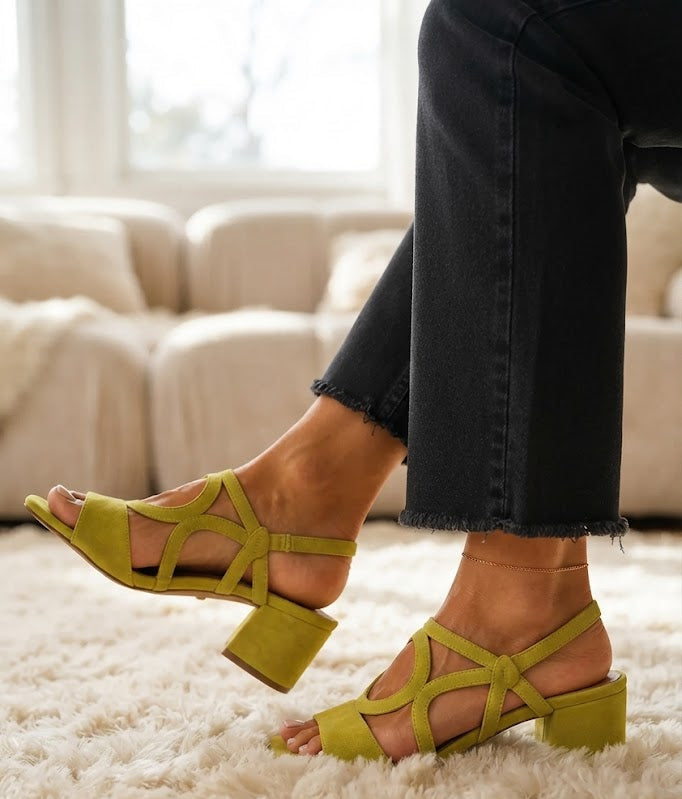 Kendra - Geometrische Riemchensandalen mit Absatz