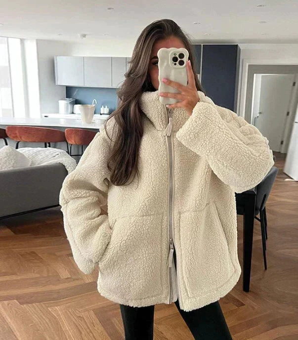 Jacky – Übergroße Teddy-Fleecejacke