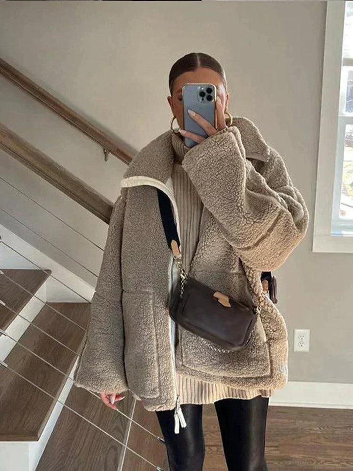 Jacky – Übergroße Teddy-Fleecejacke