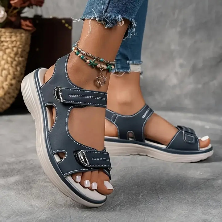 Eira – Orthopädische Keilsandalen
