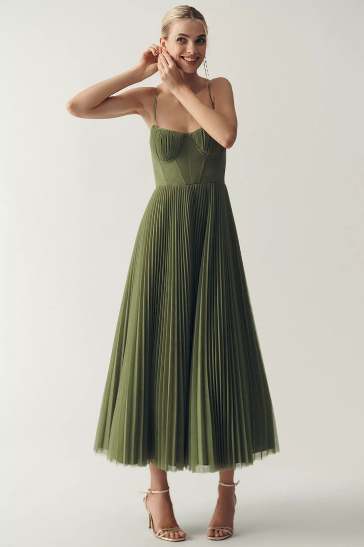 Serena – Midikleid mit strukturiertem Oberteil und Plisseerock