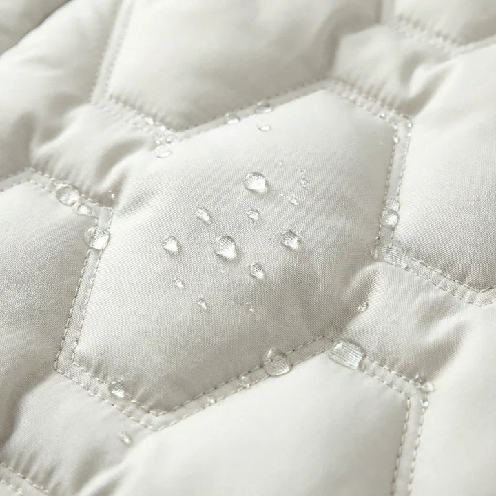 Lizza – Langer Daunenmantel mit Kapuze
