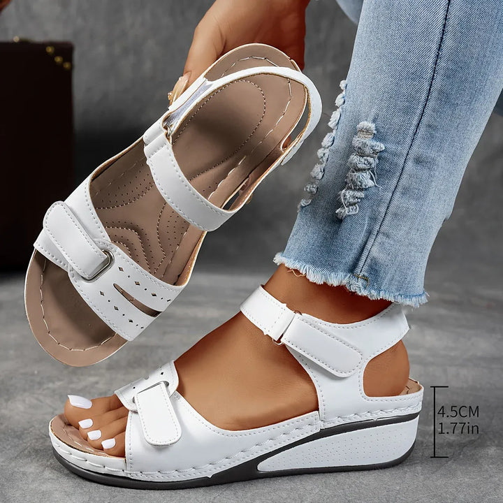 Cherry – Elegante orthopädische Sandalen