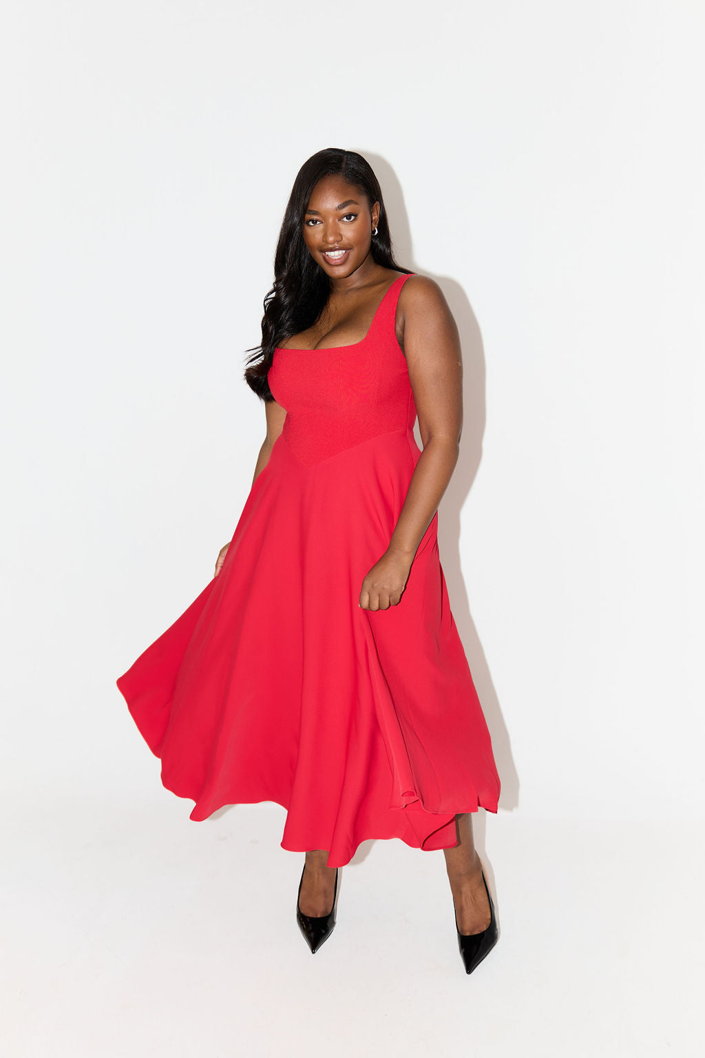 Leah – Zeitloses, fließendes Midikleid