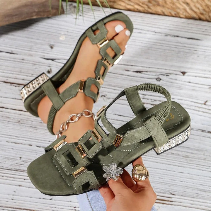 Nirma – Verzierte Slingback-Sandalen