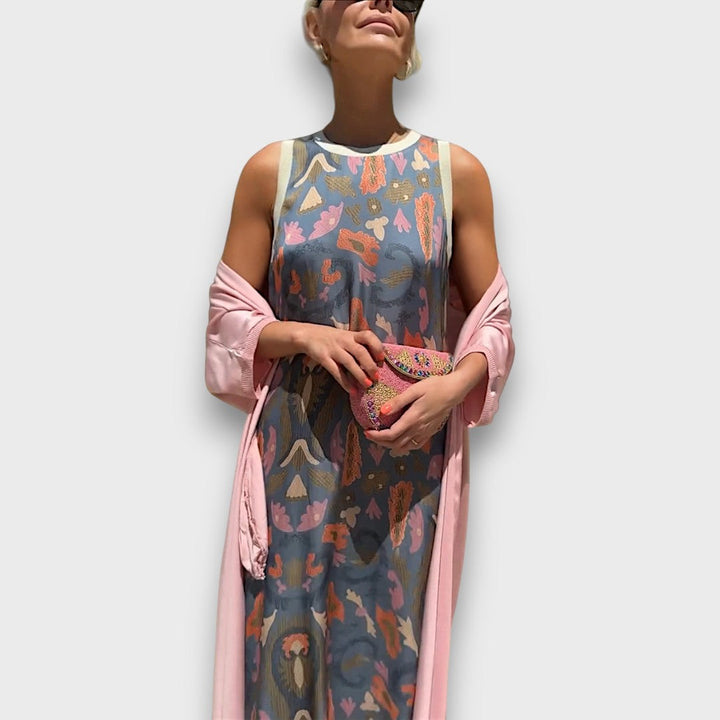 Vera – Fließendes Maxikleid mit Pastell-Cardigan