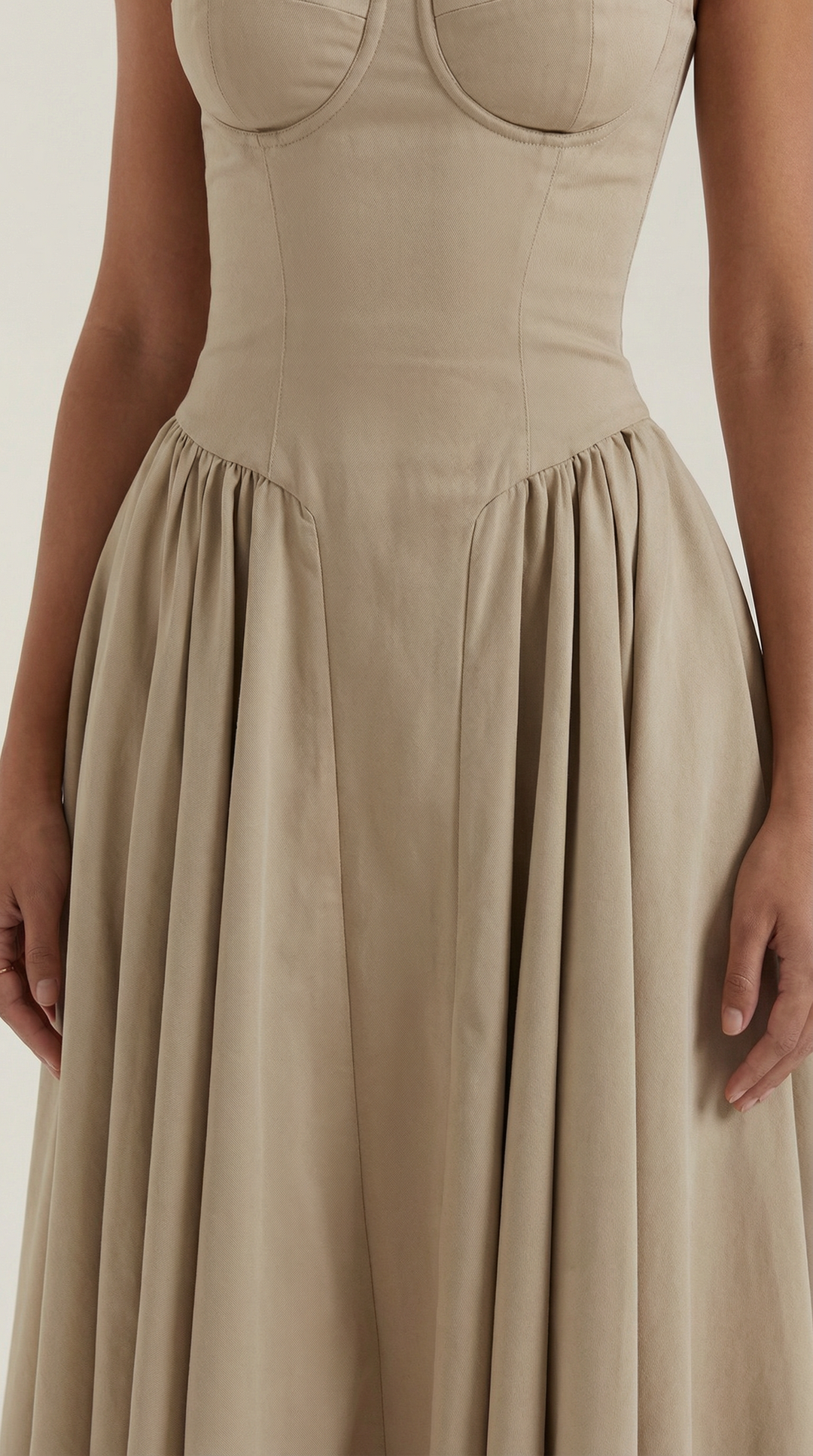 Patrice – Midikleid mit Blumenmuster und Korsett-Design