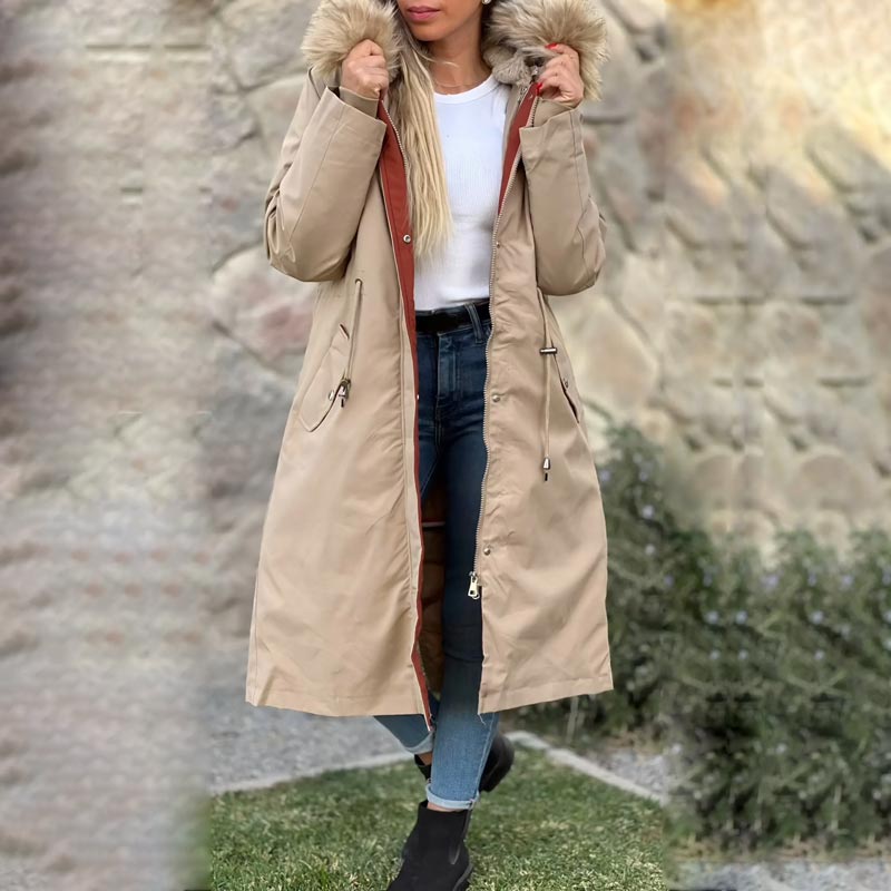 Fionna – Damen-Winterjacke mit Kapuze und weichem Fellkragen