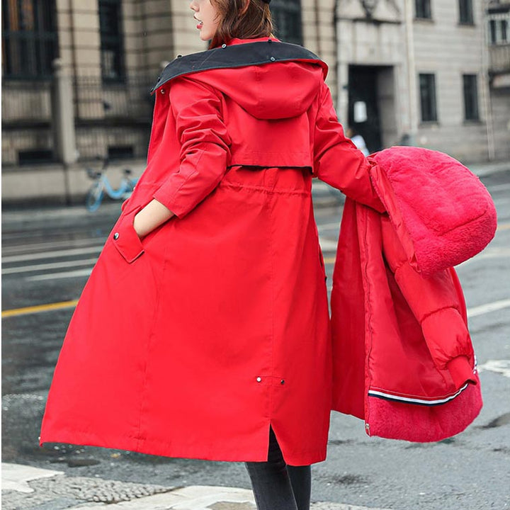 Fionna – Damen-Winterjacke mit Kapuze und weichem Fellkragen