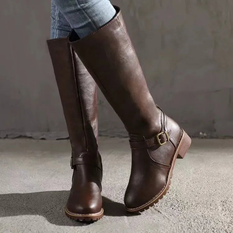Wrenley - Stützende Lederstiefel mit Schnalle